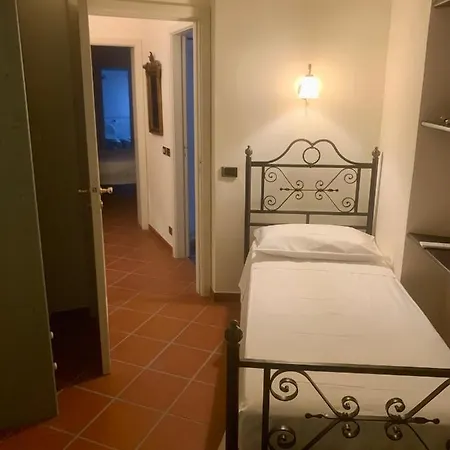Casa Urbano Villa *